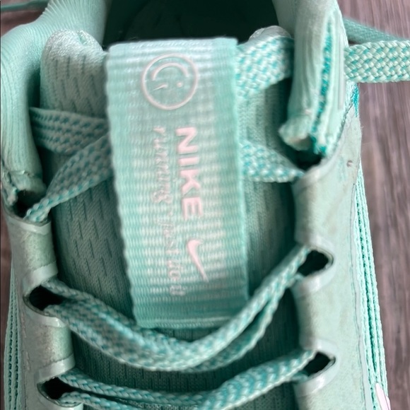 Nike Mint Green Running Shoes - Picture 9 of 10
